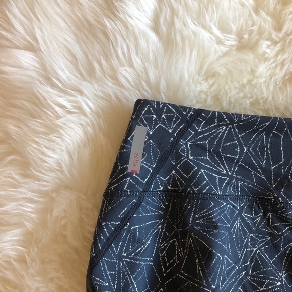 Zella High Waist Live-In Printed Mesh Legging Gray - Picture 10 of 10